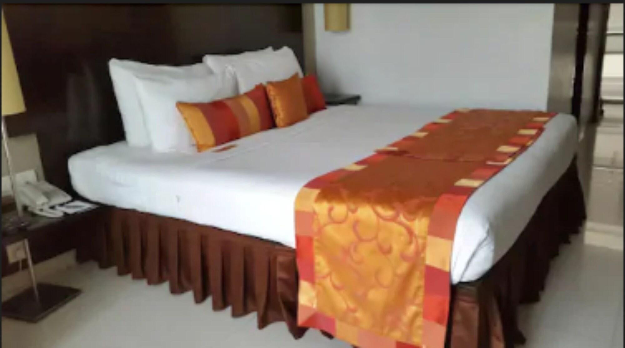 The Regenza By Tunga Hotel Navi Mumbai Eksteriør billede