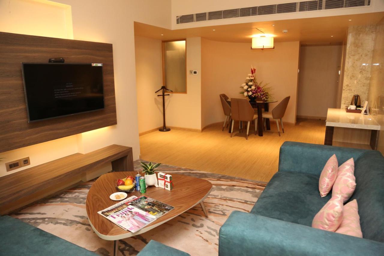 The Regenza By Tunga Hotel Navi Mumbai Eksteriør billede
